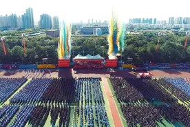 271教育丨滨州行知中学开学典礼，礼赞美好时代，贡献青春力量图片
