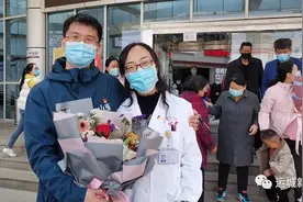 运城“最美家庭”张赟家庭：战“疫”夫妻　有国才有家图片