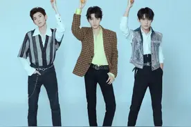 TFBOYS同台不同框，再度合体太难，高跟皮鞋不离脚图片