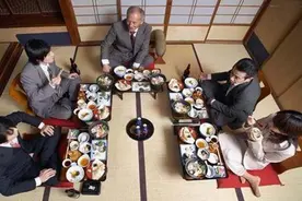 日本的用餐礼仪图片