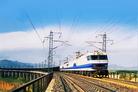 用奋斗铸就现代化铁路的动力之源——中国电气化铁路建设十万公里纪实图片