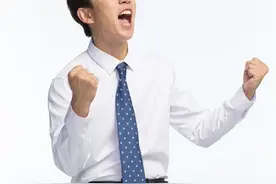 亲妈求女儿给异父弟弟买房结婚，从小被送人的女儿内心五味杂陈图片