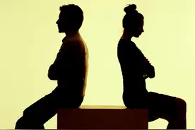 80后90后离婚率已达45%，与喜欢的人结婚很可能是幼稚的选择图片