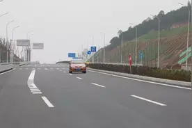 区域名称在变/山与水在变/路与城在变 全面融城的“渌口格局”图片