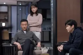 《突围》中四位妻子，两个合格一个失德，周洁玲太可怕了图片