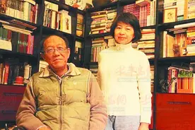 史铁生，为什么拒绝爱他的白富美，最后娶了残疾的陈希米？图片