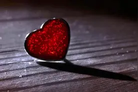 孩子，你姥爷在天上保佑你健康平安，我们一定要好好生活呀图片