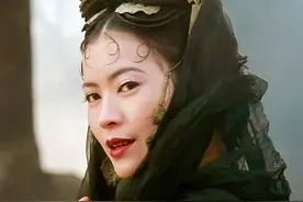 吴孟达合作的12位女演员，张敏次数多，朱茵成经典，4位已离世图片