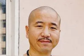 51岁"刘能"王小利，二婚娶"谢广坤闺女"，今传出新剧被替换图片