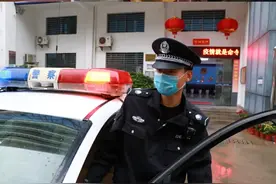 厦门：乘风破浪来救人，碧山小哥值得赞！（二）图片