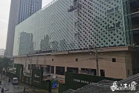 长江云调查 | 农民工工资拖着半年不发 工地称：需先确认工作量图片