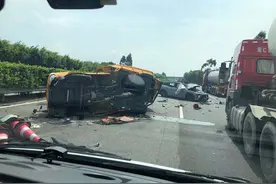 车辆“自动驾驶”事故频发，消费者这是花钱当小白鼠？图片