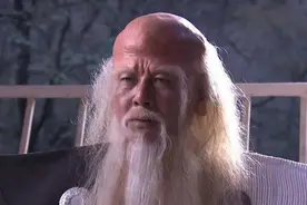 昊天的地位真比鸿钧老祖还高吗？看姜子牙封神时，第一句话是什么图片