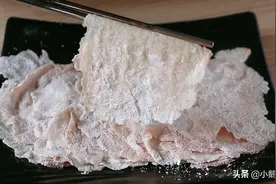 猪肉新吃法，擀一擀煮一煮，1小块肉做成1大碗，又滑又嫩吃不够图片
