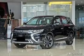 不到20万就能买到四驱SUV，三菱欧蓝德家用怎么样？图片