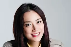 霍汶希与爱女合照，网友调侃像谢霆锋，孩子生父一直是谜图片