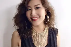 21岁就结婚生子，野气十足的张蔷，再也无法重拾以前的辉煌了图片