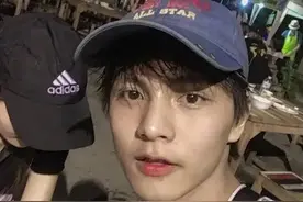 泰国小伙为逃兵役变性，看到男装照：可惜了，看到女装照：有眼光图片