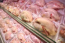 鸡肉跌20%，羊肉2月跌14元，鱼价也跟跌，吃肉自由来了？图片