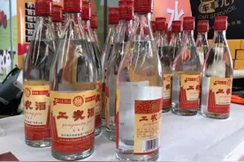 超市里的6种“光瓶”白酒，行家经常买，价格还不贵，值得囤起来图片