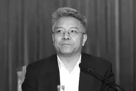 高材林：金融高材生的糊涂账图片