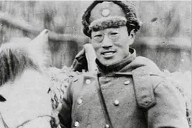 东野多虎将，他当过少帅的副官，还当过东野五个纵队的司令员图片