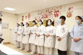 护士风采丨她们用大爱点燃生命希望—天佑医院呼吸内科病区护理图片