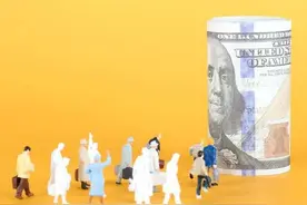 穷人和富人的差别：穷人做无数件事，富人只做对一件事图片