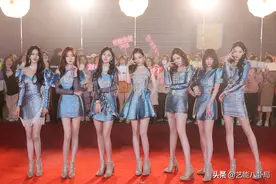 双12晚会比美：王鸥贴身辣舞太撩了，沈梦辰直播嗦粉成功抢镜图片