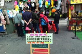 街头“骗局”：从1写到500可获大奖，为什么很少人能做到？图片