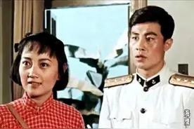 与王晓棠是“红色恋人”，和张勇手庞学勤是好友，为何55岁息影图片
