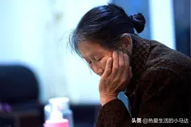 为何有些老人宁愿出门打工，也不帮子女带娃？56岁大妈说出真心话图片