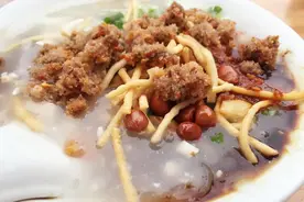 三江交汇处的乐山美食攻略图片