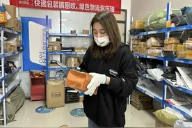 当快递驿站老板很轻松？记者亲身体验：一天入库包裹约千件，拣件不到1小时就开始腰痛图片