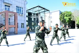 一组照片带你一睹新兵们的训练风采图片