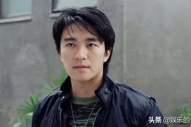 他风光时请周星驰喝酒，他落魄时周星驰请他出演大反派“赵无极”图片