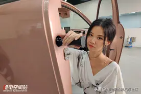 全网首台对开门欧拉黑猫，无B柱还配雨伞，改装过程全纪录图片