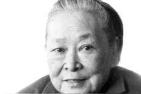她是曾国藩的玄孙，丈夫是开国元帅，是邓颖超的秘书，儿子是少将图片