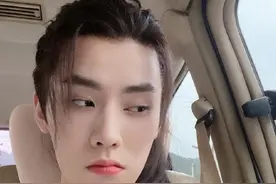任豪被曝用假名劈腿，偶像地位不保，夏之光被曝恋情是挡枪？图片