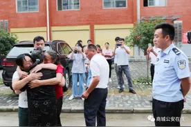 12年的离别 380公里的跨越——商城民警助力走失女孩圆梦寻亲路图片