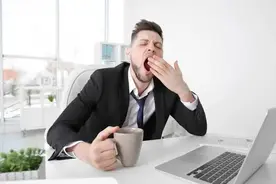 湿气重的人喝咖啡，能祛湿？怎么喝才不伤胃？5个喝咖啡小问题，一文揭晓答案图片