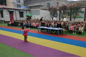 双塔幼儿园“阿笨猫”故事大赛图片