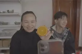 一夜卖出15万斤，年销超千万，普通农妇如何影响一方县市的经济图片
