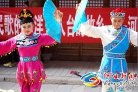河曲民歌二人台唱响忻州古城大街小巷图片