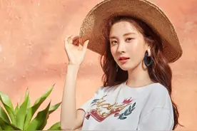 韩国女艺人徐贤，“少女时代”演唱团主唱，清新又乖巧图片