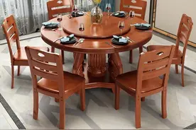 “新中式”实木餐桌一出，大圆桌过时了！整洁美观，拍照给大家看图片