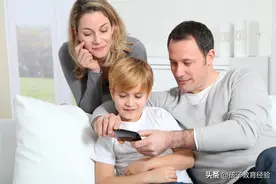 孩子玩手机上瘾，父母不必担心，5招帮孩子轻轻松松戒除手机瘾图片