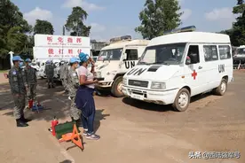 联合国装备核查，中国维和工兵“全优”图片