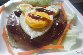 牛排煎蛋，荤素搭配，营养均衡，只需5分钟就能做好图片