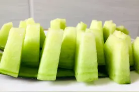 夏天多吃这水果，减少皮肤黑色素形成，不怕太阳晒黑图片